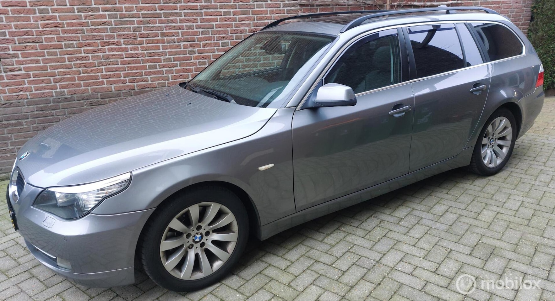 BMW 5-serie Touring - 520d Corporate Lease Business Line Edition II 520d Corporate Lease Business Line Edition II - AutoWereld.nl