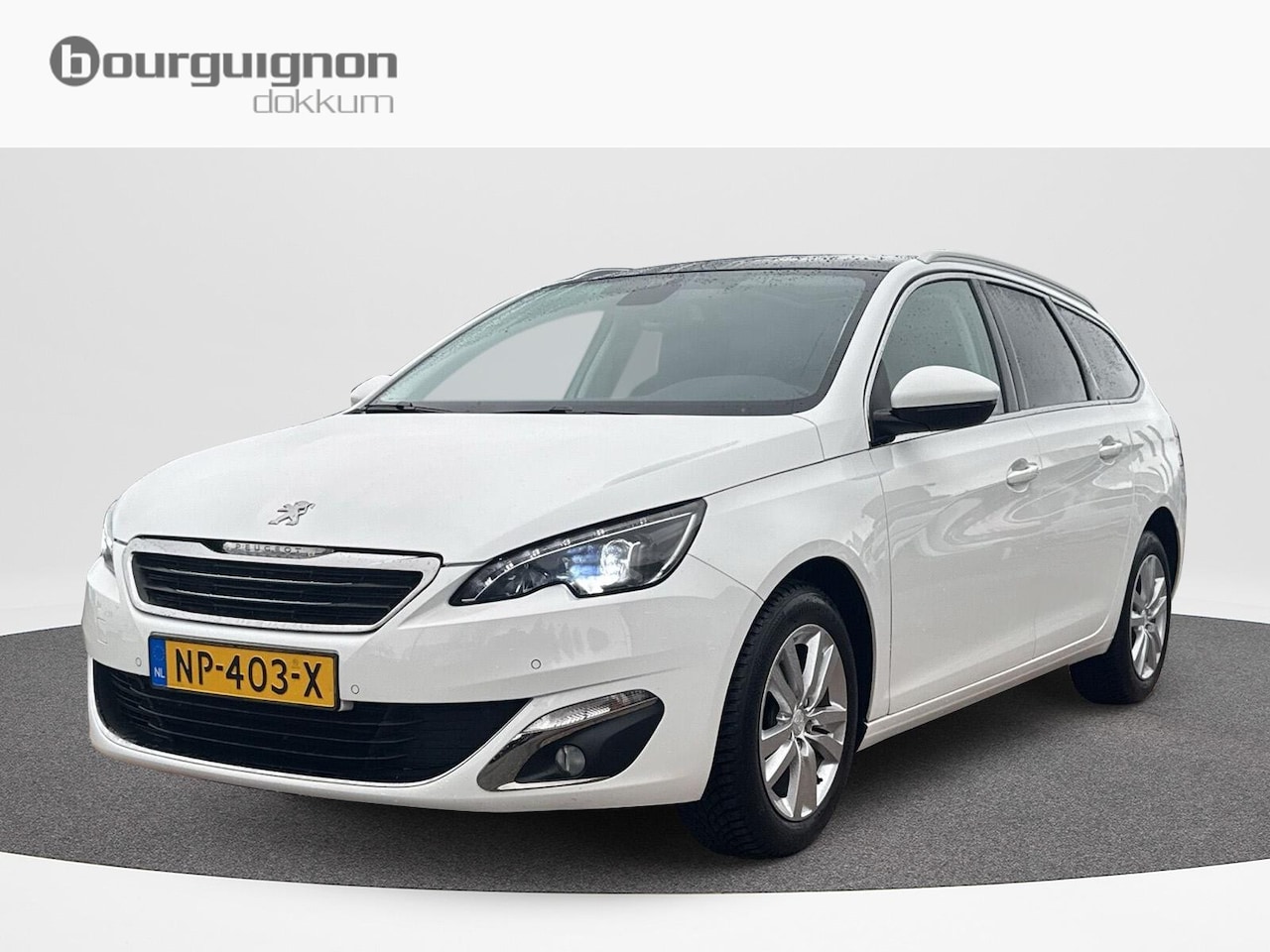 Peugeot 308 SW - 1.6 BlueHDI Allure | 120 pk | Trekhaak | Pano Dak | - AutoWereld.nl
