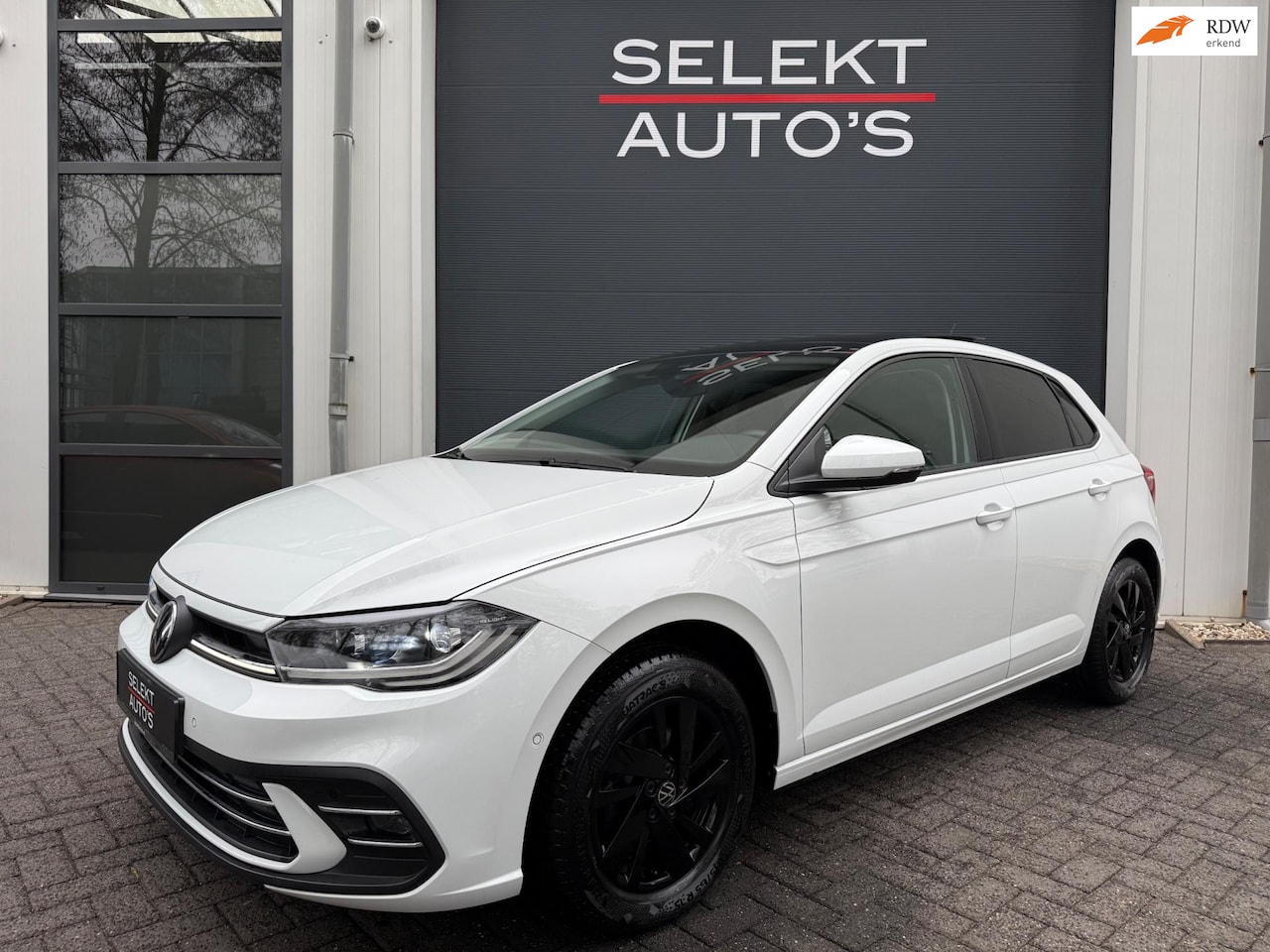 Volkswagen Polo - 1.0 TSI Style 95 Pk Pano/IQ Light/Virtual/Climate/Camera/ACC/Car Play/Bluetooth/Key Less/N - AutoWereld.nl