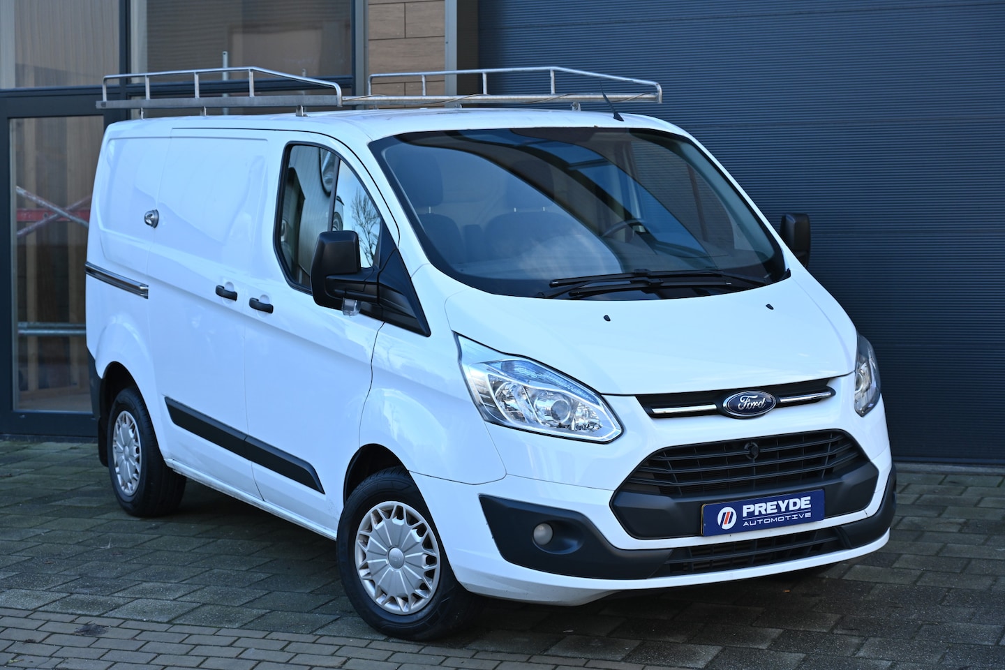 Ford Transit Custom - 270 2.2 TDCI L1H1 Trend 270 2.2 TDCI L1H1 Trend - AutoWereld.nl
