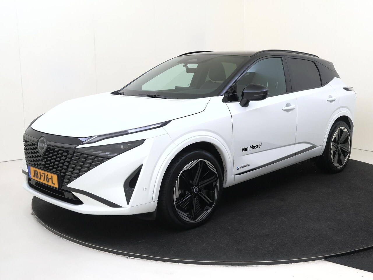 Nissan Qashqai - 1.5 e-Power N-Design | Panorama-dak | Stoelverwarming | Navigatie | Matrix LED-Koplampen - AutoWereld.nl