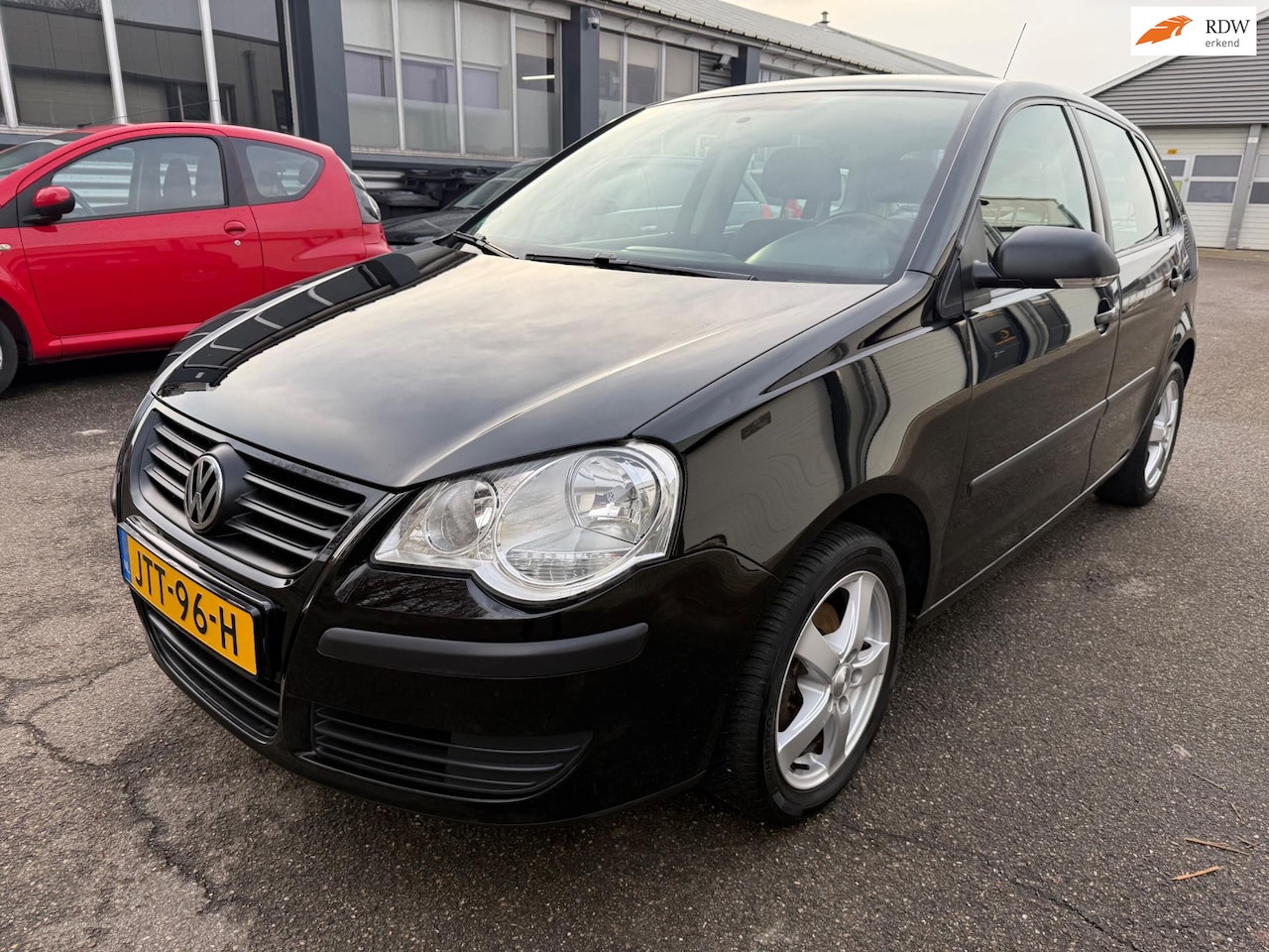 Volkswagen Polo - 1.2 Trendline GOAL Airco Apk tot 28-02-2027 - AutoWereld.nl