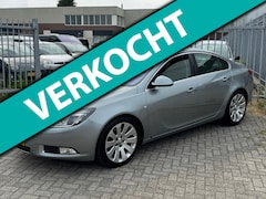 Opel Insignia - 2.0 T E85 Sport 220PK UNIEK NL AUTO NAP Navi l Leder l Cruise l Xenon l Stoelventalatie l