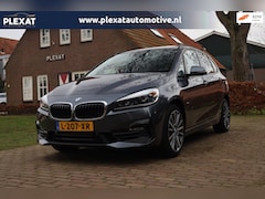 BMW 2-serie Active Tourer - 220i High Executive Aut. | Facelift | Full Led | Panorama | Sportstoelen | Stoelverwarming