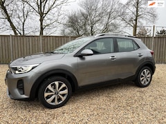 Kia Stonic - 1.0 T-GDi MHEV DynamicPlusLine Navigatie & Camera & Winterpakket