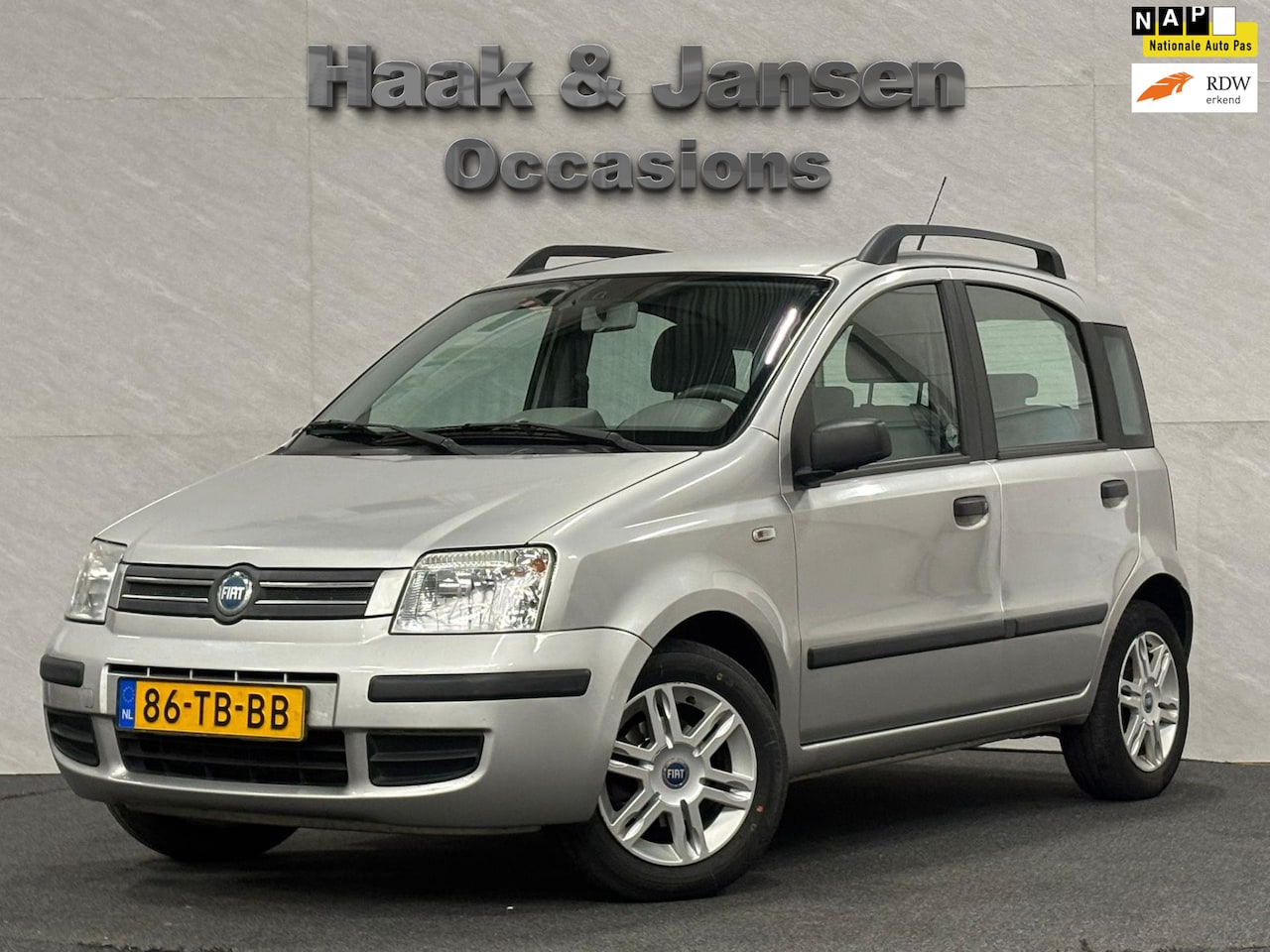 Fiat Panda - 1.2 Navigator - Airco - NAP - AutoWereld.nl