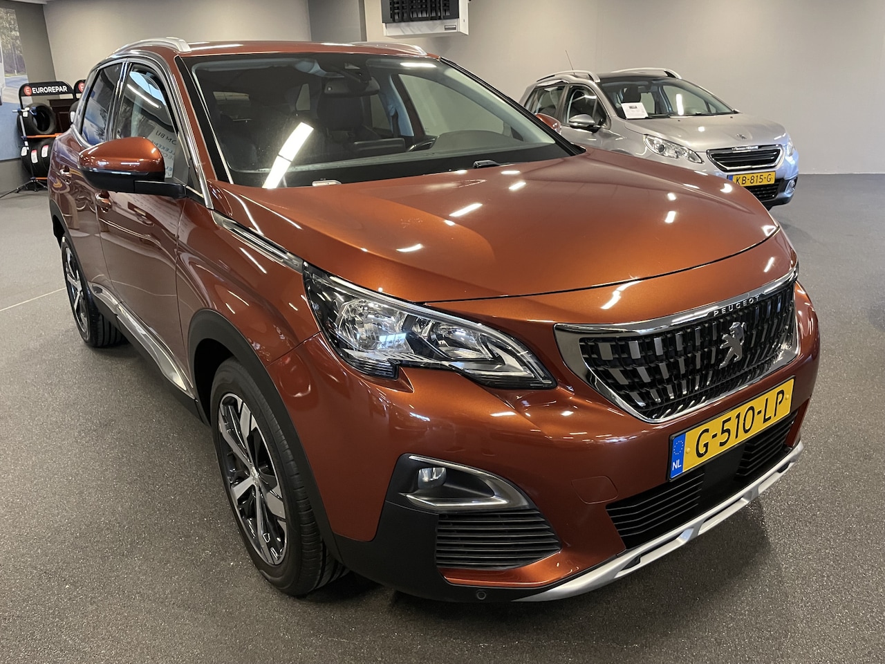 Peugeot 3008 - 1.2 PureTech Allure Automaat EAT8 Navigatie-Climate control-Parkeersensoren - AutoWereld.nl
