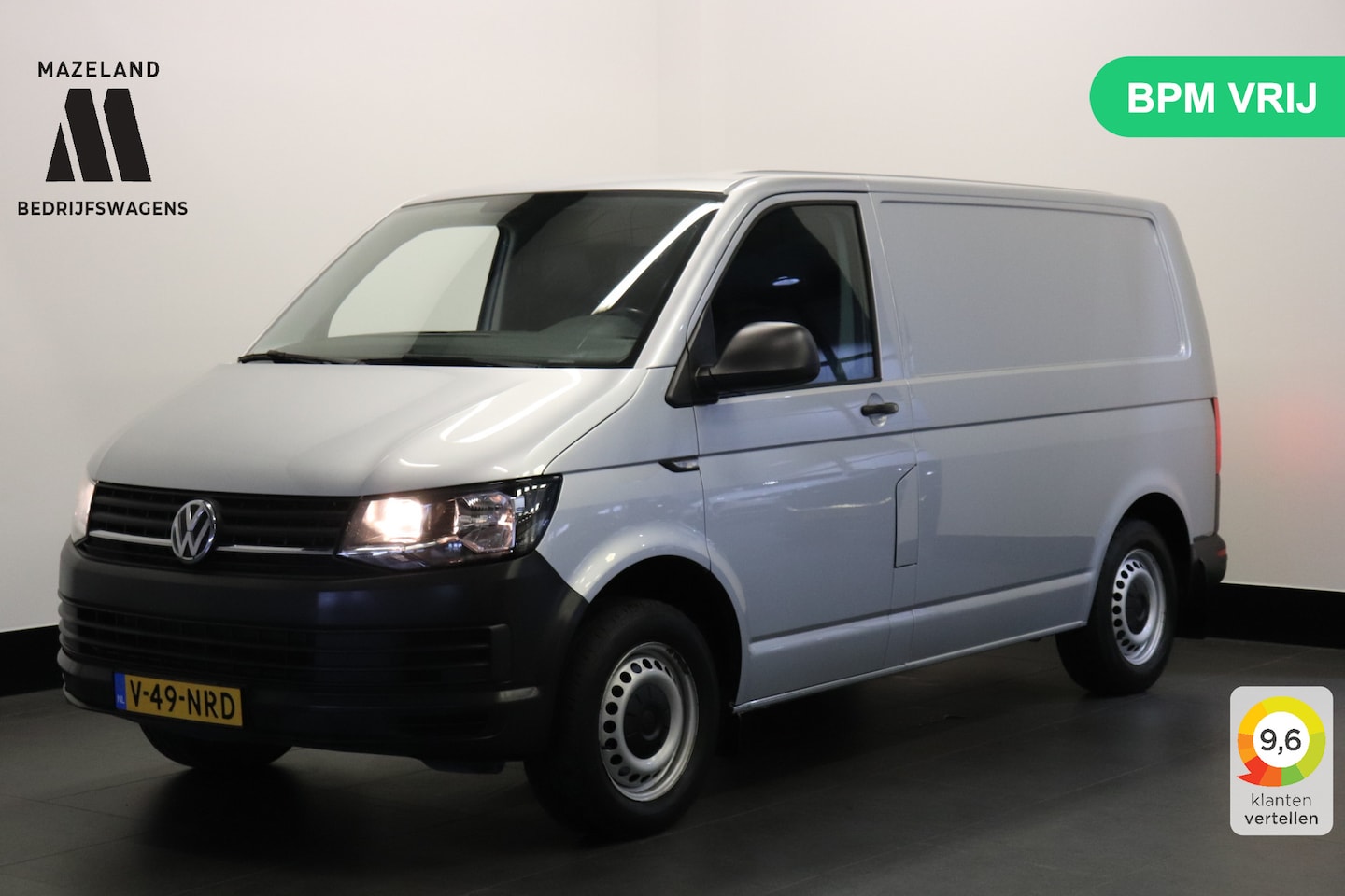 Volkswagen Transporter - 2.0 TDI 150PK Automaat EURO 6 - Airco - Navi - Cruise - Carplay - €15.950,- Excl. - AutoWereld.nl