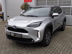 Toyota Yaris Cross - 1.5 Hybrid Dynamic Navi, Trekhaak, Camera, Stoel en stuurverwarming, etc, etc