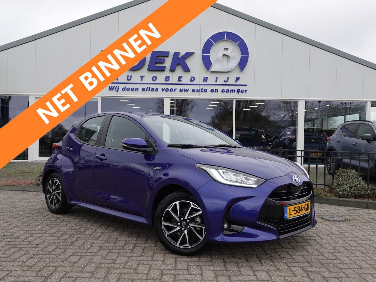 Toyota Yaris - 1.5 Hybrid Dynamic LMV | ECC | CRUISE | CAMERA - AutoWereld.nl