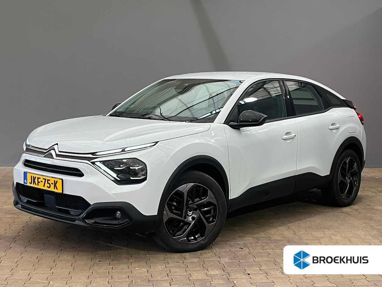 Citroën C4 - 1.2 Hybrid 136 Plus Camera | Navigatie | Carplay | Digitaal Dashboard | 18" Lichtmetaal | - AutoWereld.nl