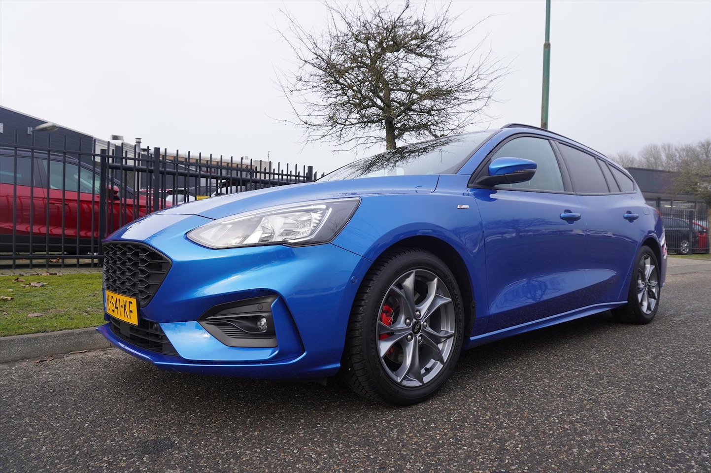 Ford Focus Wagon - 1.0 EcoBoost Hybrid 125pk ST Line X Business Trekhaak - AutoWereld.nl