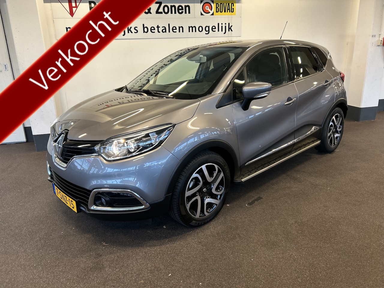 Renault Captur - 1.2 TCe Dynamique Automaat | Achteruitrijcamera | Cruise control | Climate control | 2e Ei - AutoWereld.nl
