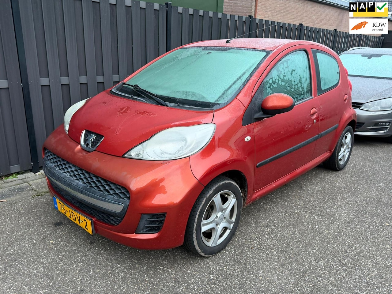 Peugeot 107 - 1.0-12V Sublime 5-deurs AIRCO - AutoWereld.nl