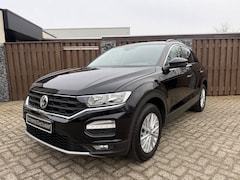 Volkswagen T-Roc - 1.5 TSI Style Business