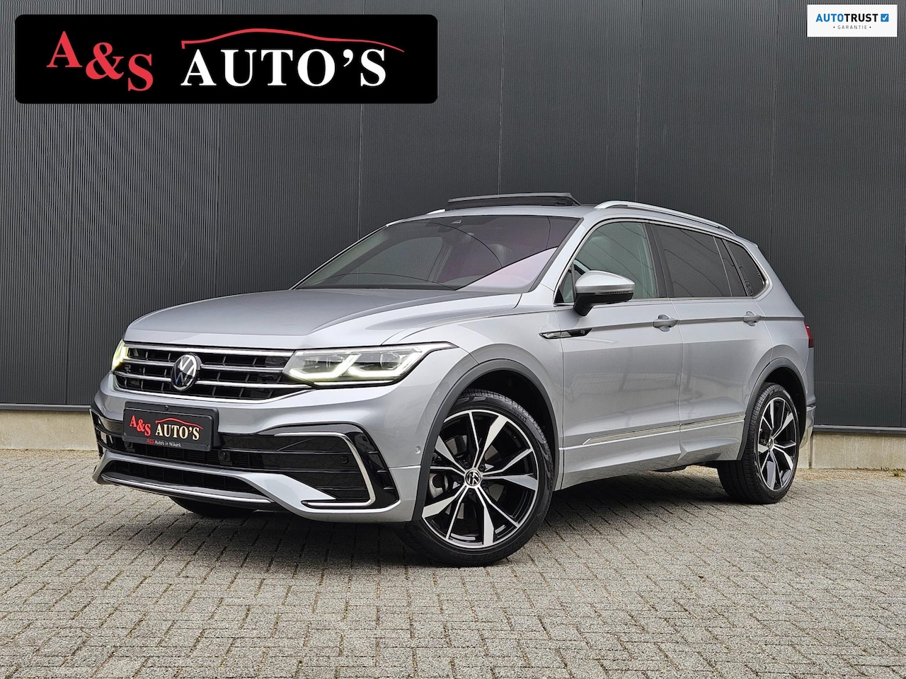 Volkswagen Tiguan Allspace - 2.0 TSI 4Motion 3x R line 7Persoons Pano Acc 360camera Trekhaak IQ Led Sfeerverlichting Op - AutoWereld.nl