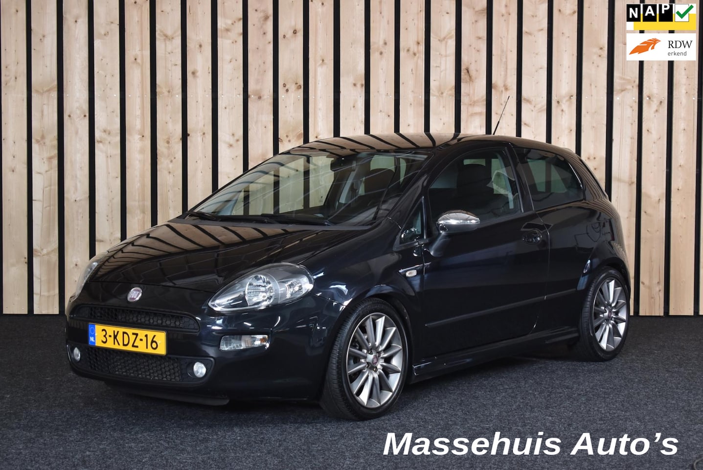 Fiat Punto Evo - 0.9 TwinAir Sport 117dkm trekhaak climate cruise pdc + nwe apk - AutoWereld.nl