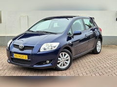 Toyota Auris - 1.6-16V Luna Business