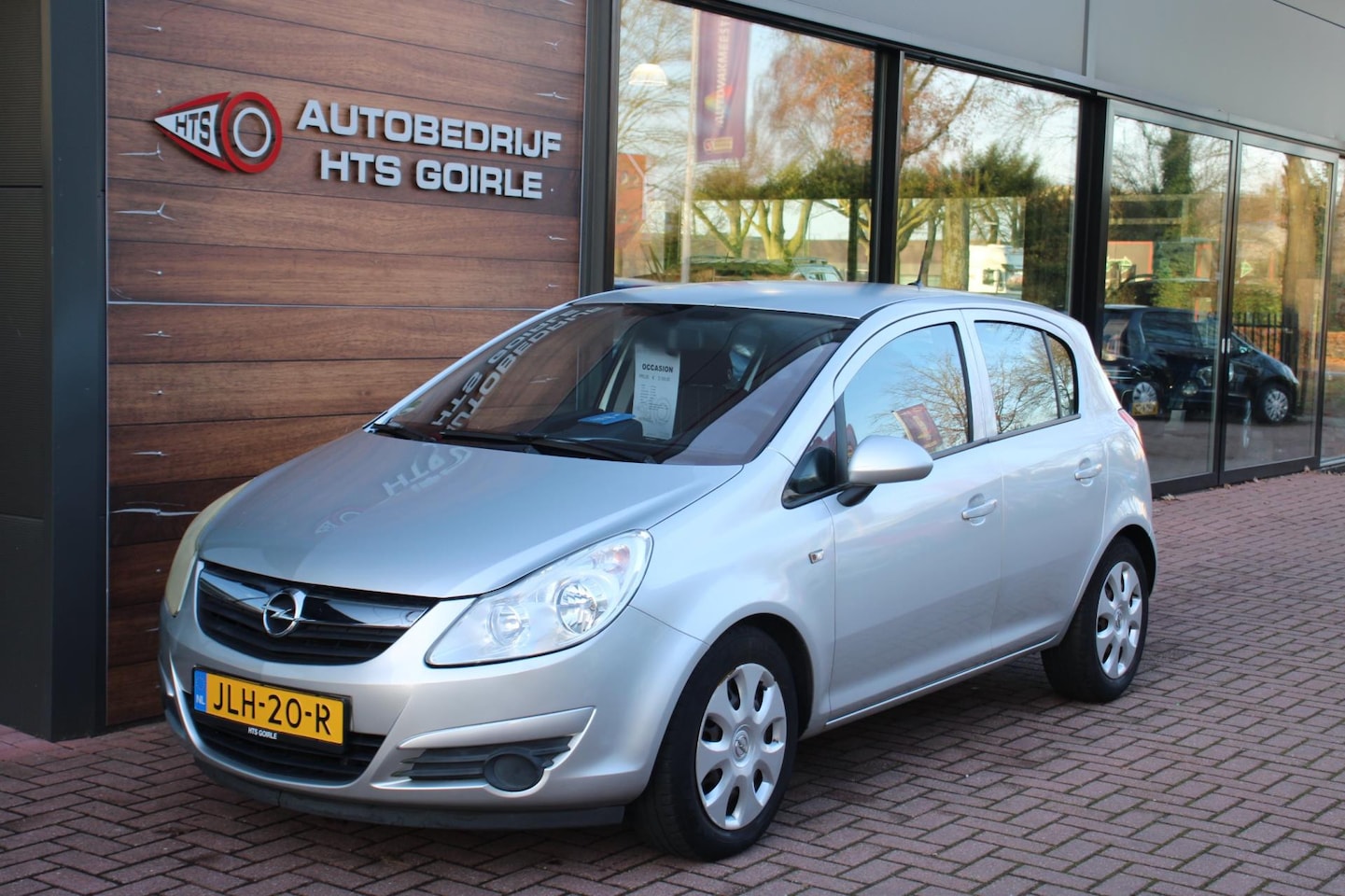 Opel Corsa - 1.2-16V Essentia 1.2-16V Essentia - AutoWereld.nl