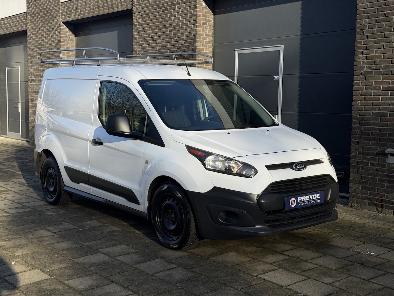 Ford Transit Connect - 1.0 Ecoboost L1 Ambiente Volledige historie, Imperial, Als nieuw! - AutoWereld.nl