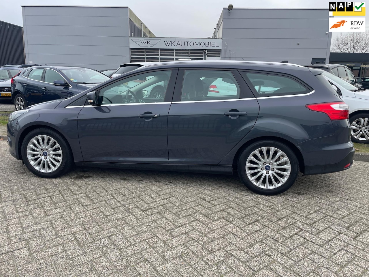 Ford Focus Wagon - 1.6 EcoBoost Lease Titanium Garantie APK tot maart 2027 - AutoWereld.nl