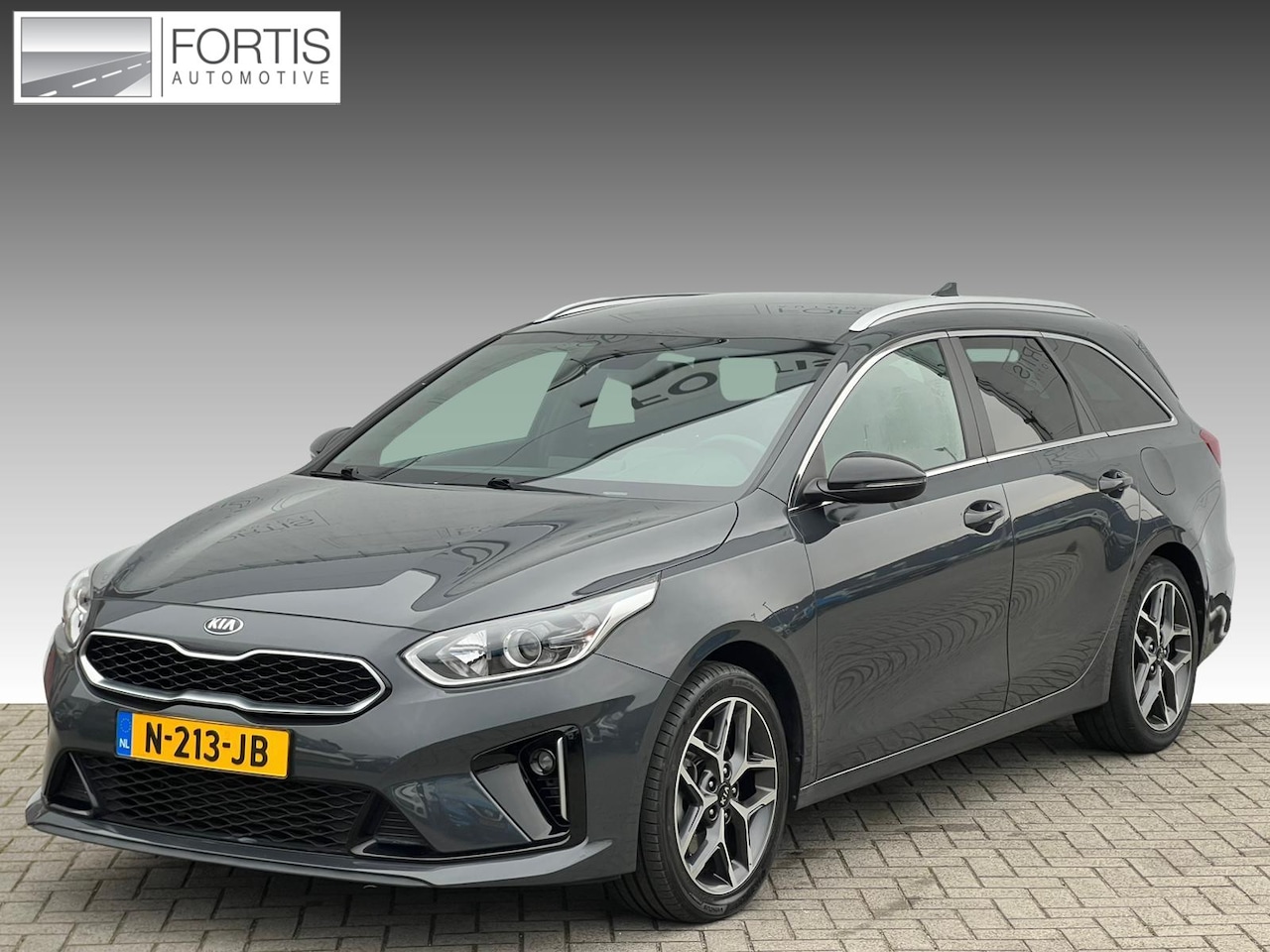 Kia Cee'd Sportswagon - Ceed 1.0 T-GDi GT-Line Edition NL-AUTO | TREKHAAK | CAMERA | NAVII+CARPLAY - AutoWereld.nl