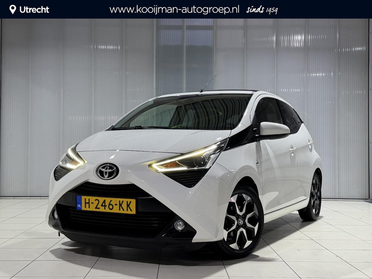 Toyota Aygo - 1.0 VVT-i x-joy | Saftey Sense Pakket | Cabriodak | Incl Set Winterbanden | Bluetooth | - AutoWereld.nl