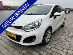Kia Rio - 1.2 CVVT Super Pack 5 deurs airco navigatie