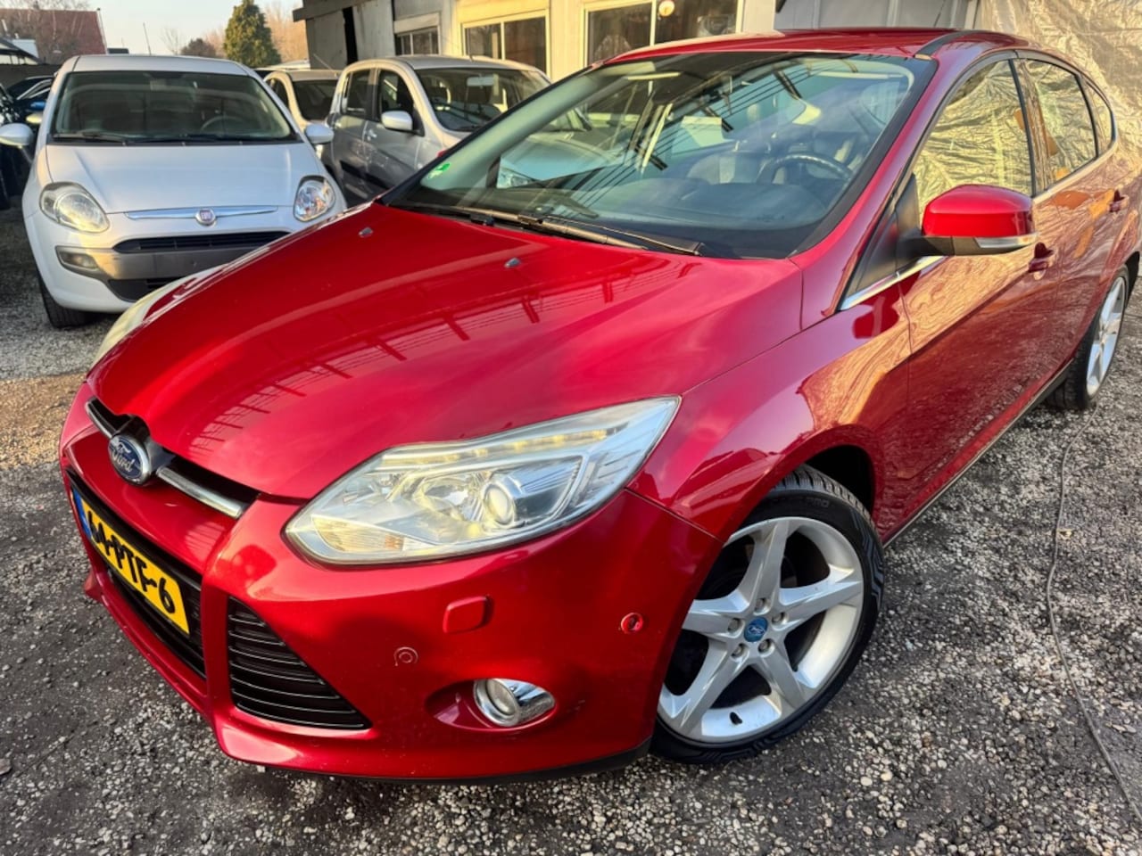 Ford Focus - 1.6 EcoB. Titanium - AutoWereld.nl