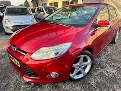 Ford Focus - 1.6 EcoB. Titanium