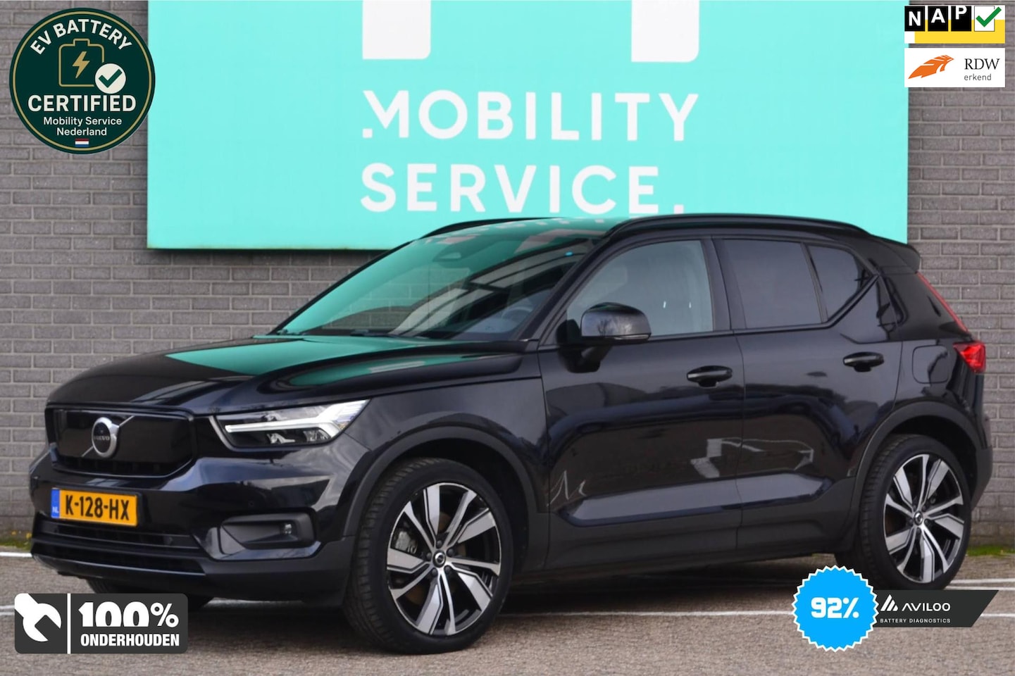 Volvo XC40 - Recharge P8 AWD R-Design SOH92% LED Trekhaak Cruise CarPlay Leder/Alcan - AutoWereld.nl