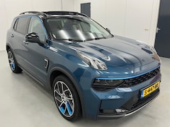 Lynk & Co 01 - 1.5 Automaat | 360 Camera | Vol opties | CarPlay | Dealerauto | Inruil mogelijk