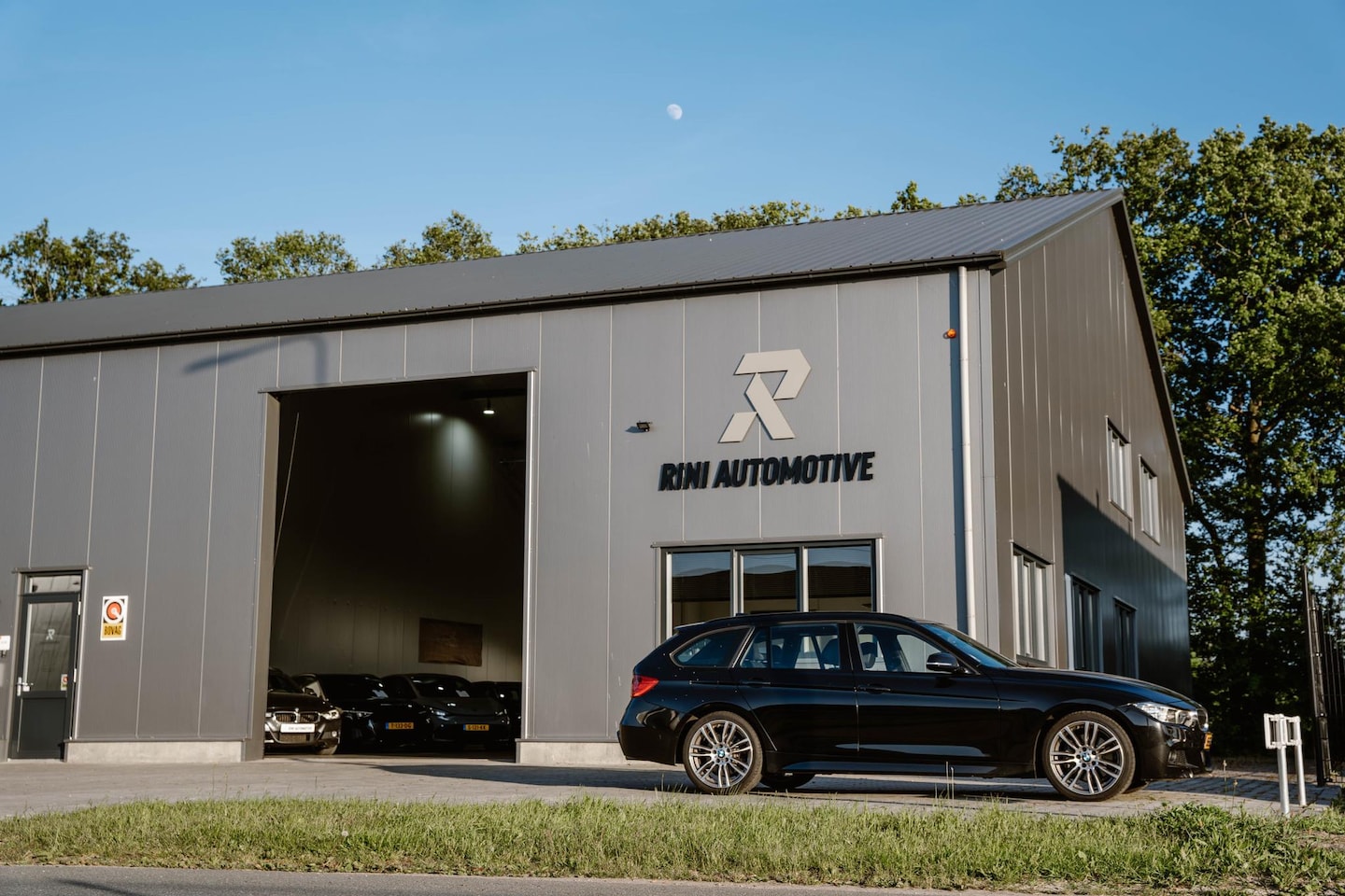 BMW X3 - xDrive30e M sport | 292 PK | Trekhaak | Pano | Head-up | M Brooklyn Grey - AutoWereld.nl