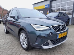 SEAT Arona - 1.0 TSI Xperience - Virtual cockpit - Full Led - Stoelverwarming - Trekhaak