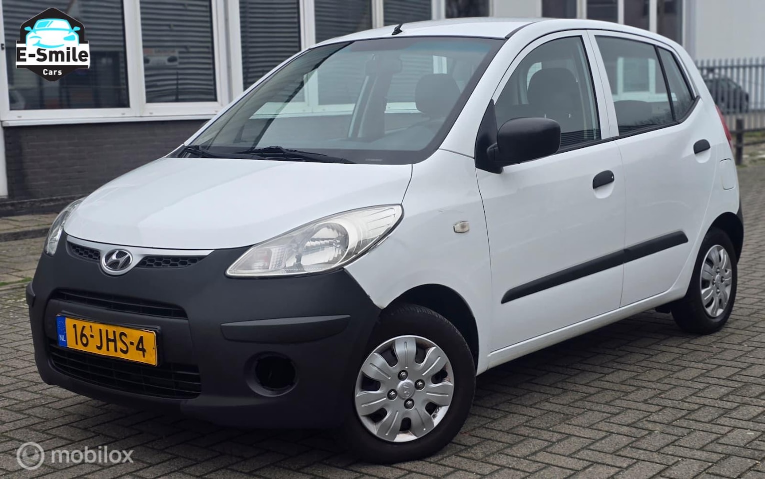 Hyundai i10 - 1.1 Pure/Stuurbekrachtiging/AUX/Trekhaak - AutoWereld.nl