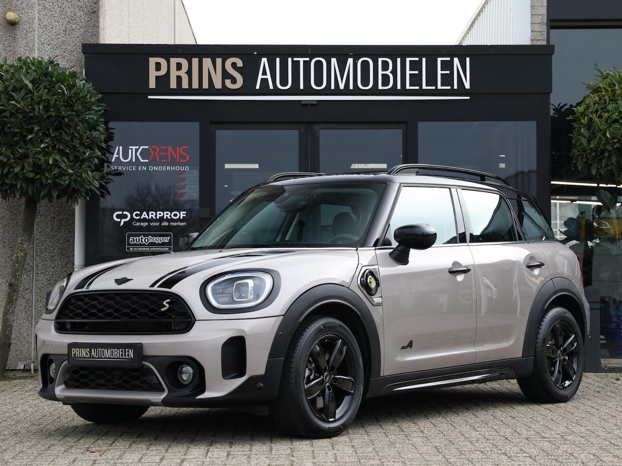 MINI Countryman - Mini 1.5 Cooper SE ALL4 Pano|H/K|Headup|Keyless - AutoWereld.nl