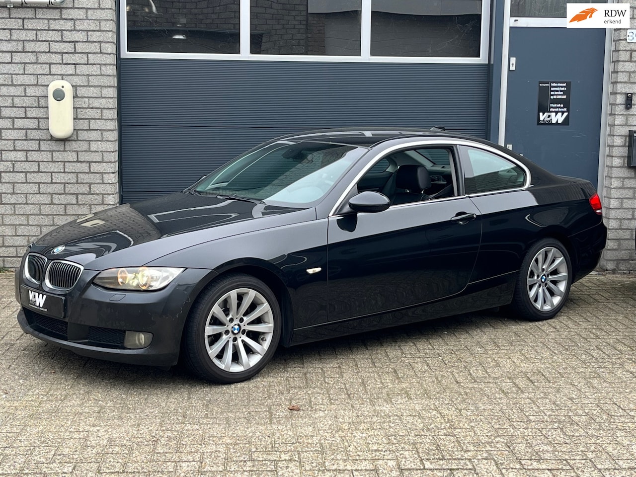 BMW 3-serie Coupé - 325d High Executive automaat APK 9-1-2027 - AutoWereld.nl