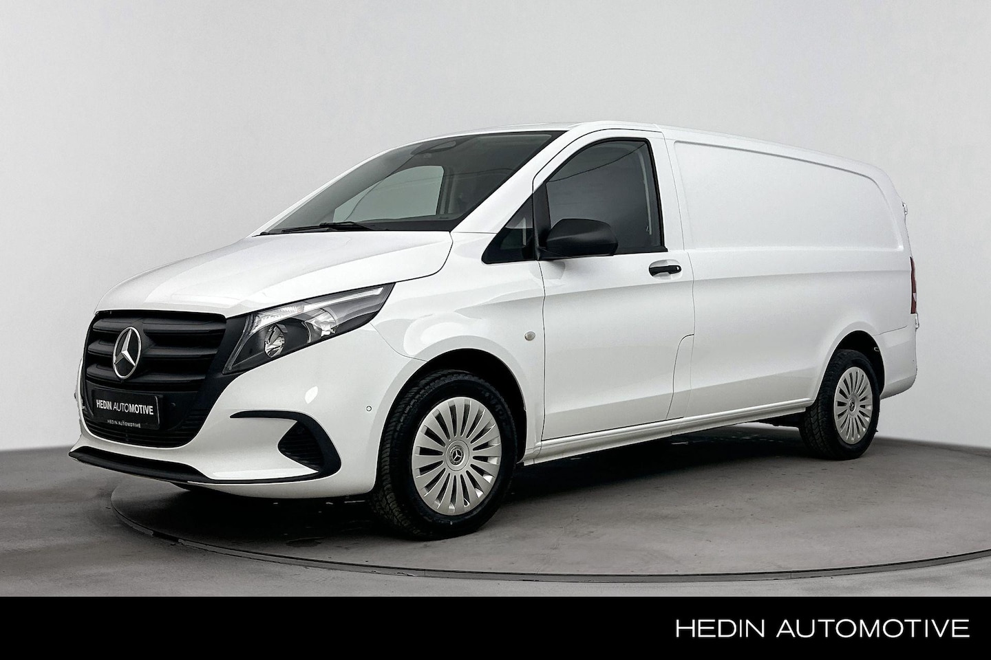 Mercedes-Benz Vito - 116 L2 Automaat Pro | Trekhaak | Parkeerpakket met achteruitrijcamera | Smartphone Integra - AutoWereld.nl