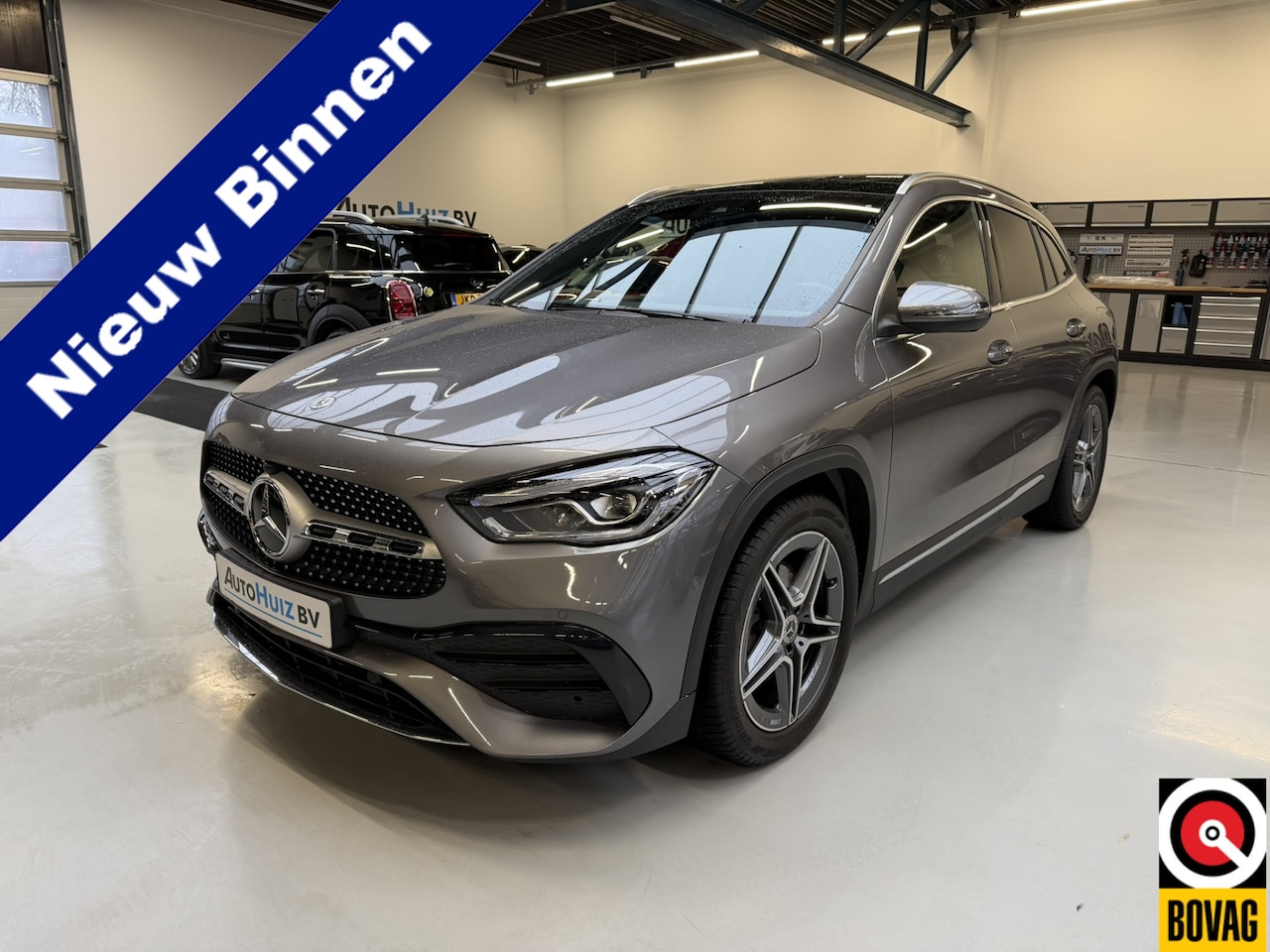 Mercedes-Benz GLA-Klasse - 250 225 PK 4MATIC AMG Line Panoramadak Achteruitrijcamera DAB Carplay 19 inch velgen Ambie - AutoWereld.nl