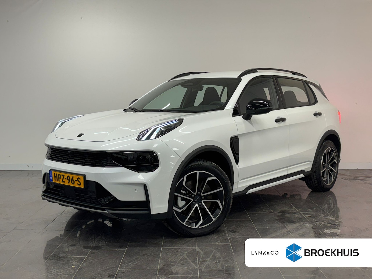 Lynk & Co 01 - 1.5 Core | Trekhaak | Achteruitrijcamera | Apple Carplay/Android Auto | Cruise control ada - AutoWereld.nl