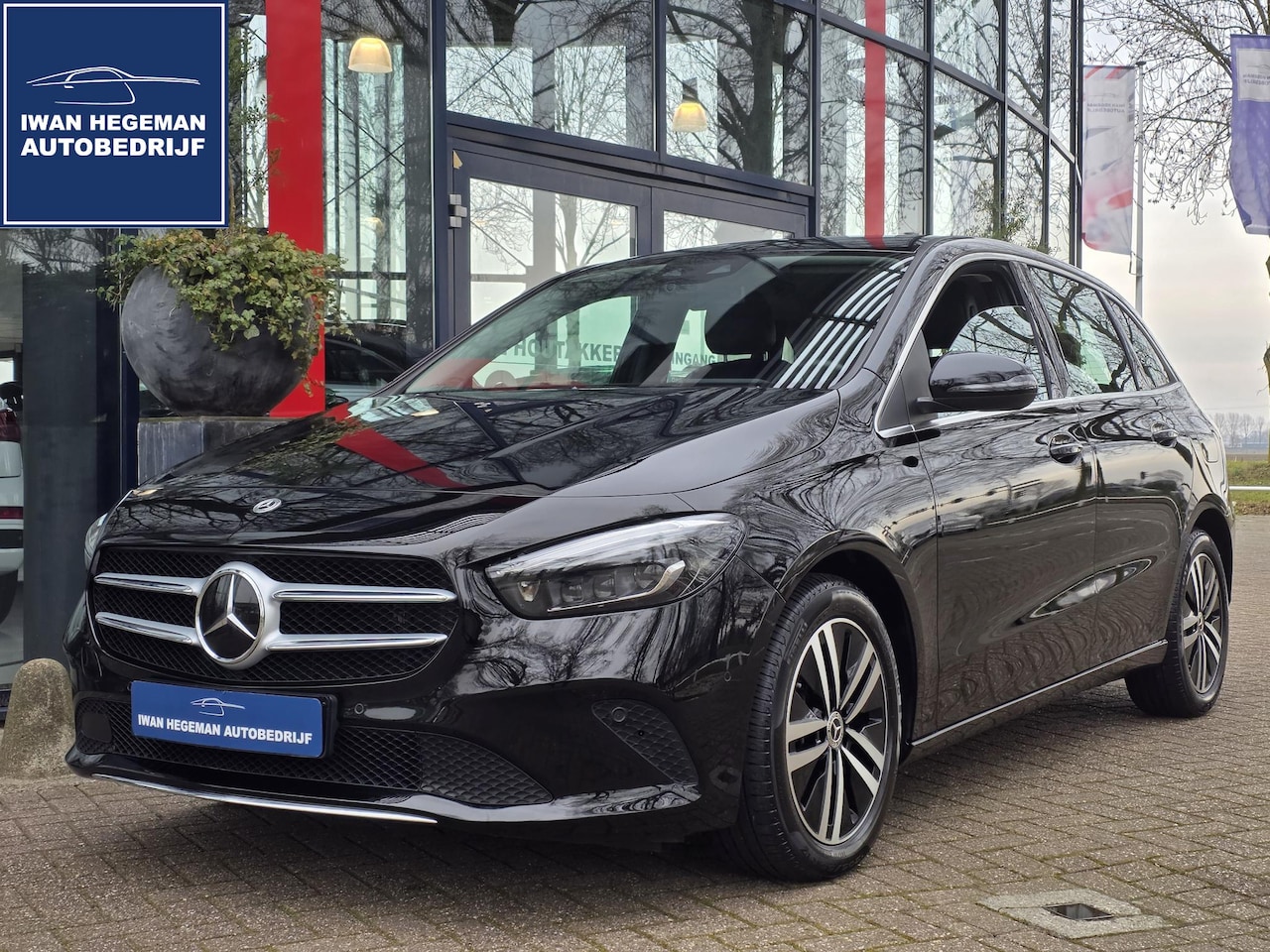 Mercedes-Benz B-klasse - 250 e | Sfeerverlichting | Head-up display | Navigatie | Climate Control | Licht metalen v - AutoWereld.nl