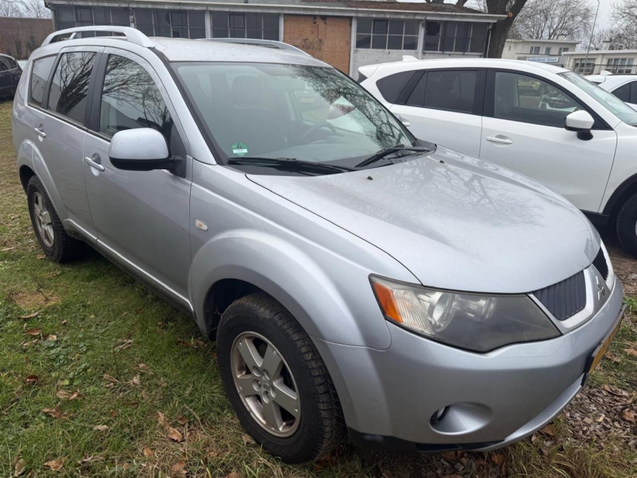 Mitsubishi Outlander - 2.4 Intro Edit. 2WD - AutoWereld.nl