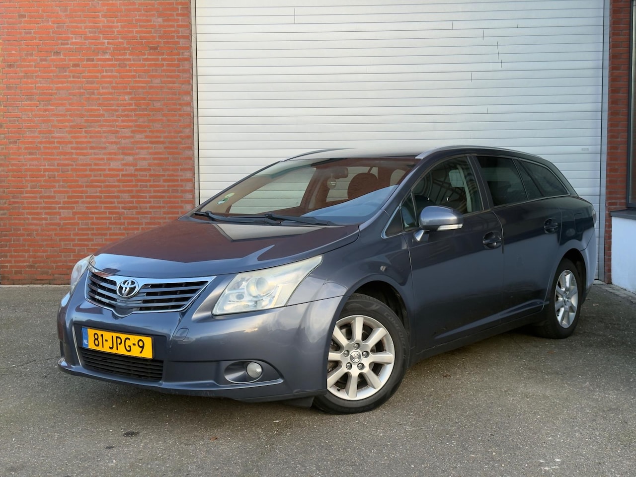 Toyota Avensis Wagon - 1.8 VVTi Dynamic | NAVI | AIRCO | NAP - AutoWereld.nl
