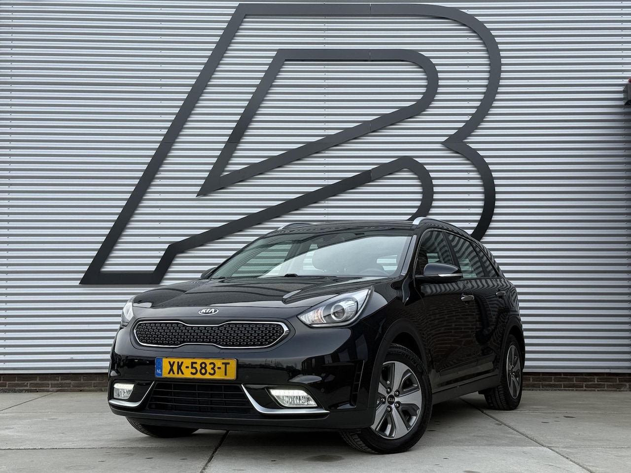 Kia Niro - 1.6 GDi Hybrid ExecutiveLine 2e Eigenaar,Dealer Onderhouden,Navi,Leder,Camera,Clima,Cruise - AutoWereld.nl