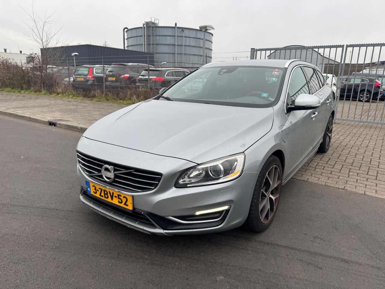 Volvo V60 - 2.4 D6 AWD Plug-In Hybrid Summum 2.4 D6 AWD Plug-In Hybrid Summum - AutoWereld.nl