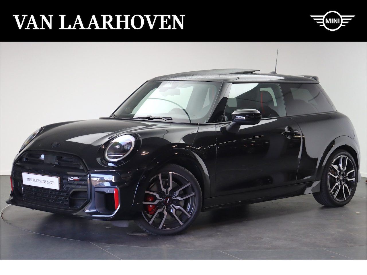MINI John Cooper Works - Hatchback Automaat / Pakket XL / 18" JCW Lap Spoke 2-tone - AutoWereld.nl