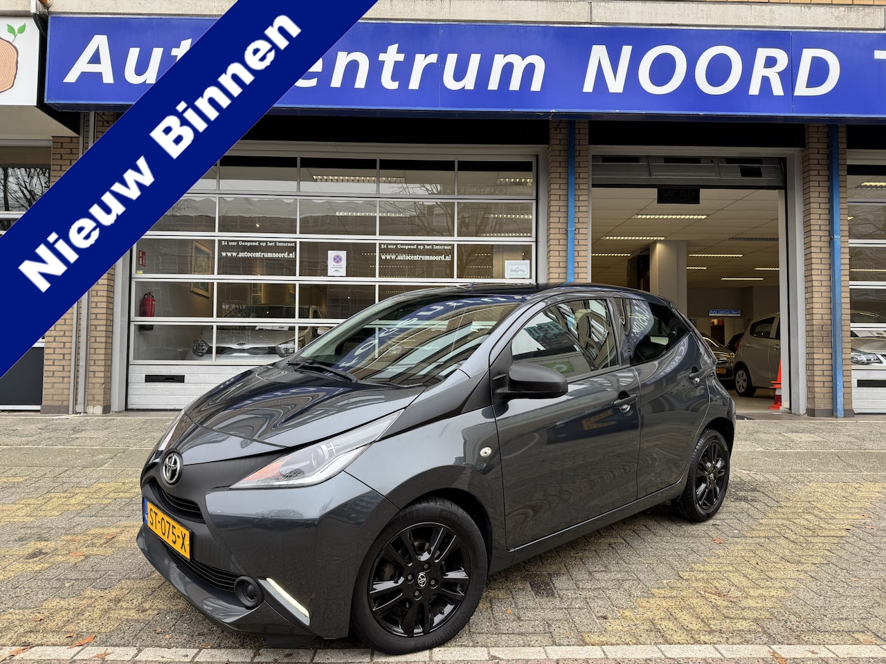 Toyota Aygo - 1.0 VVT-i x-fun 70548KM! NAP | Airco | Bluetooth | LED dagrijverlichting | Lichtmetalen Ve - AutoWereld.nl