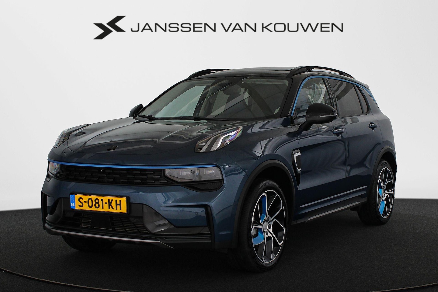 Lynk & Co 01 - 1.5 PHEV Trekhaak Pano Stoelverwarming 360-Camera - AutoWereld.nl
