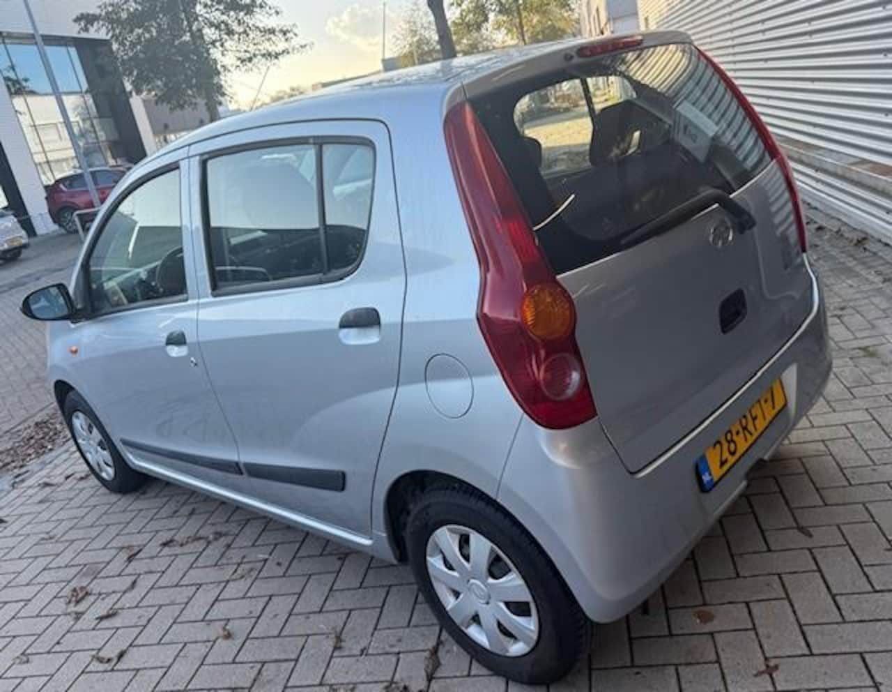 Daihatsu Cuore - 1.0 Comfort Airco 1.0 Comfort Airco / 5Drs - AutoWereld.nl