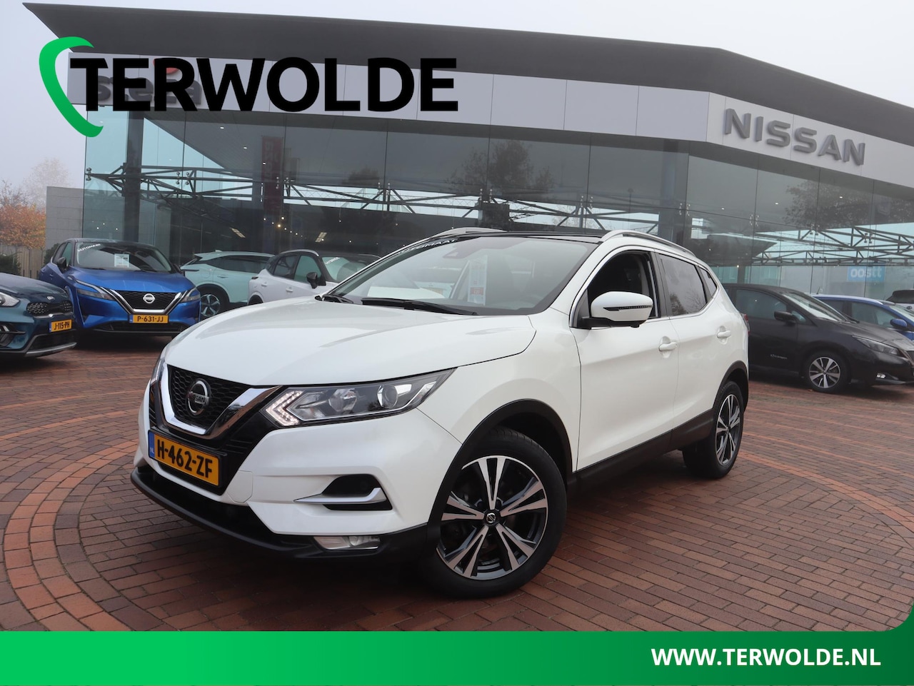 Nissan Qashqai - 1.3 DIG-T N-Connecta | AUTOMAAT | Panoramadak | Trekhaak | - AutoWereld.nl